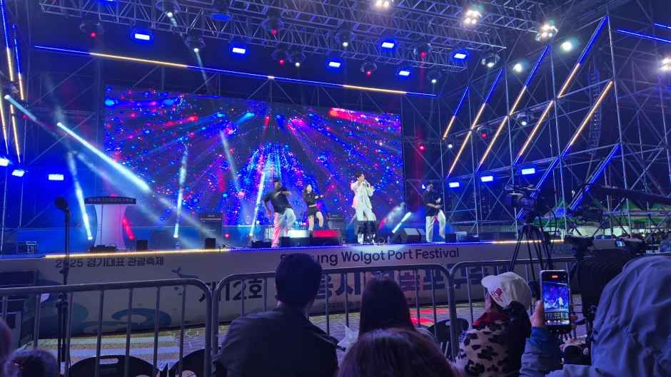 始興月串浦口祭り