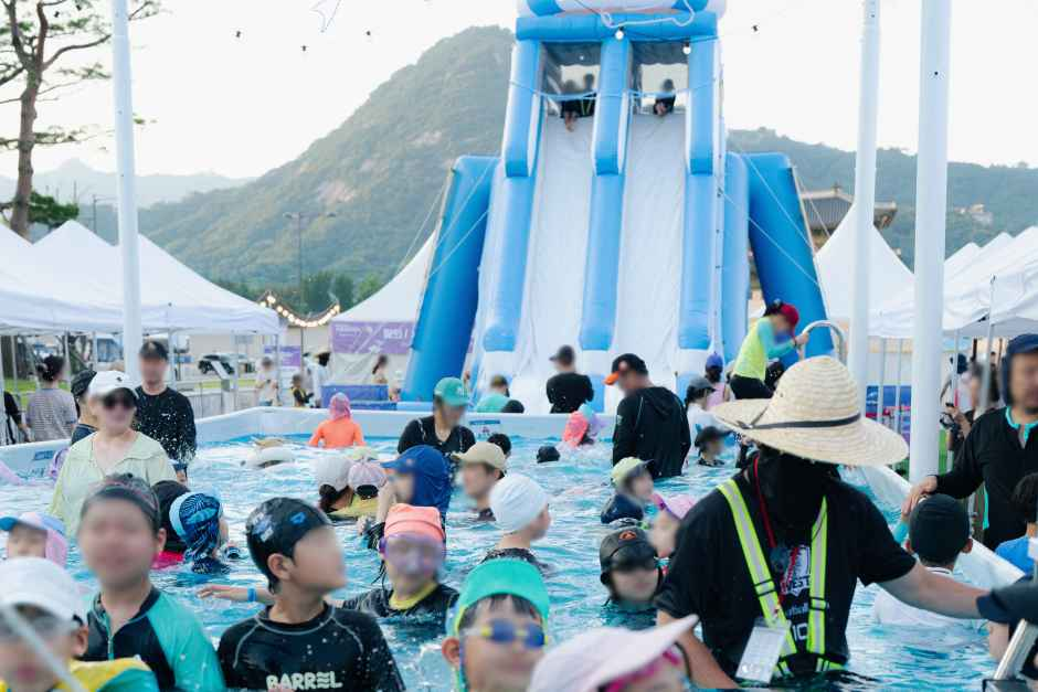 Seoul Summer Beach