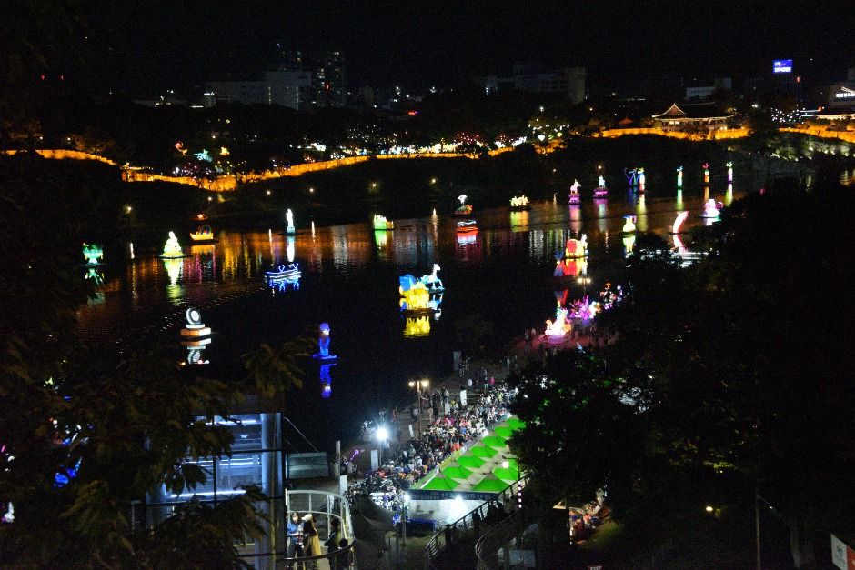 晋州南江流灯祭り 7